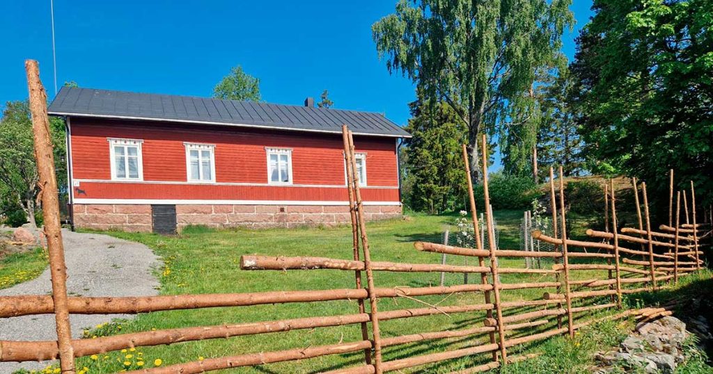 Vävars gård tila Pellingissä.